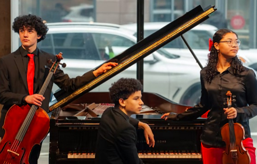 A Trio’s Youthful Take on Chamber Music